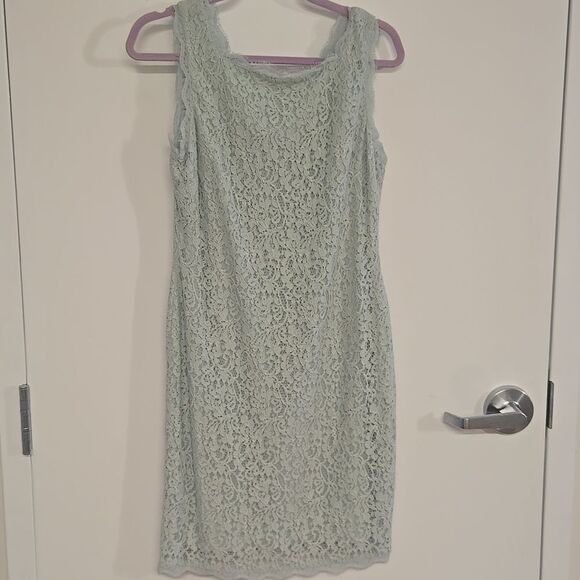 Adrianna Papell Dresses & Skirts - ADRIANA Papell Scalloped Lace Sheath Dress